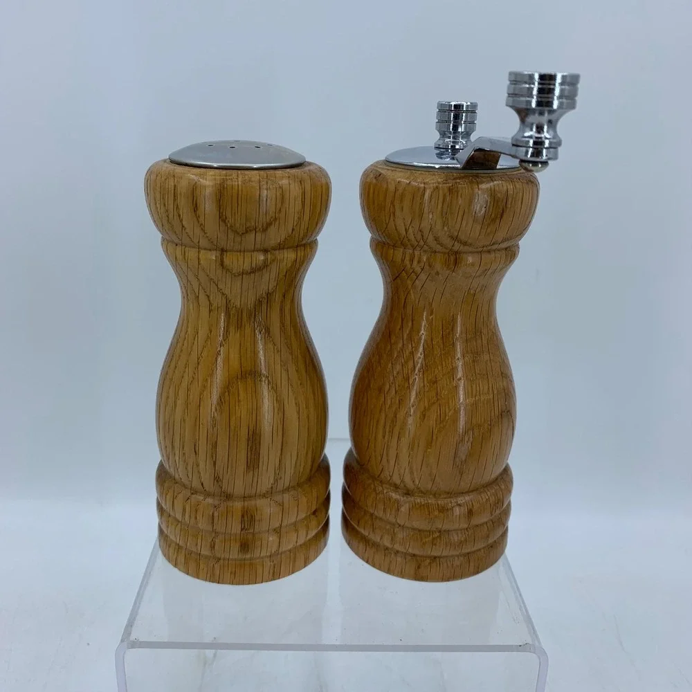 Olde Thompson Vintage Oak Wood Salt Shaker and Pepper Mill Grinder Set USA 6in